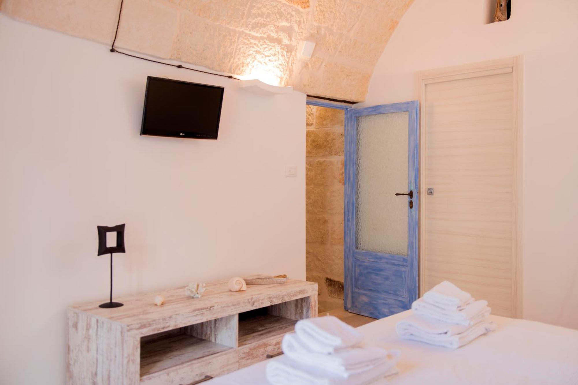 A Casa Di Lavinia Apartment Monopoli Luaran gambar